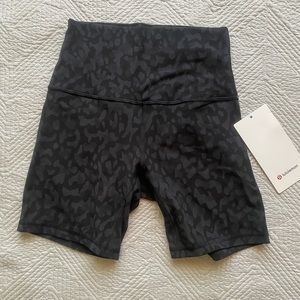 NWT Lululemon🍋 Align Shorts 6”